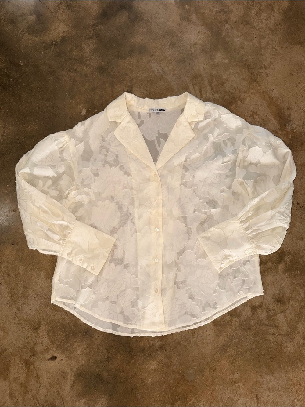 Fashion Nova Ivory Sheer Floral Jacquard Button-Up Blouse S Romantic Boho